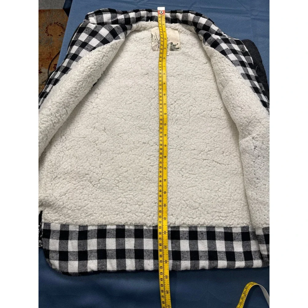 En‎ Creme Buffalo Plaid Sherpa Lined Puffer Vest Black White Bandana Side Small